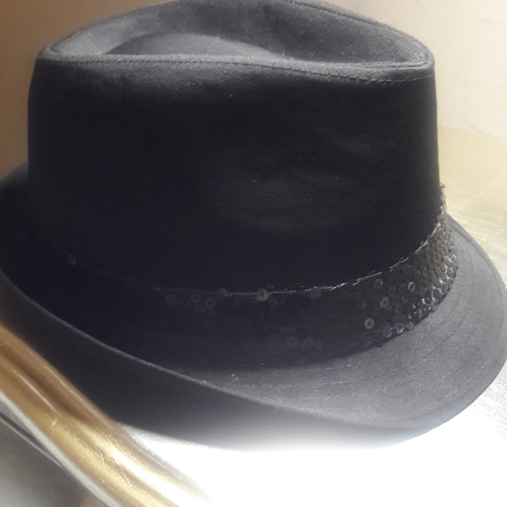 Hat - Picture 4 of 4